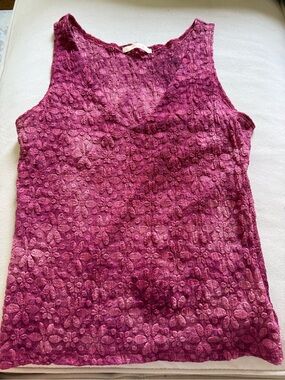 Forever 21 Textured Floral Sleeveless Tank Top - Berry Plum